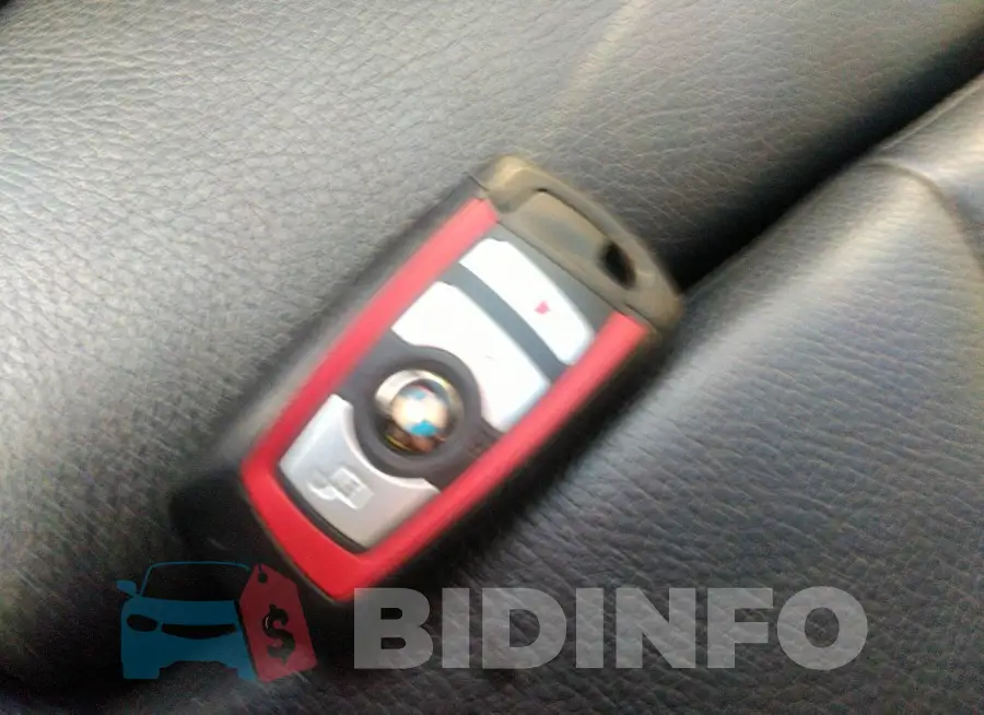 WBA8D9G54JNU72880 Photo# 11