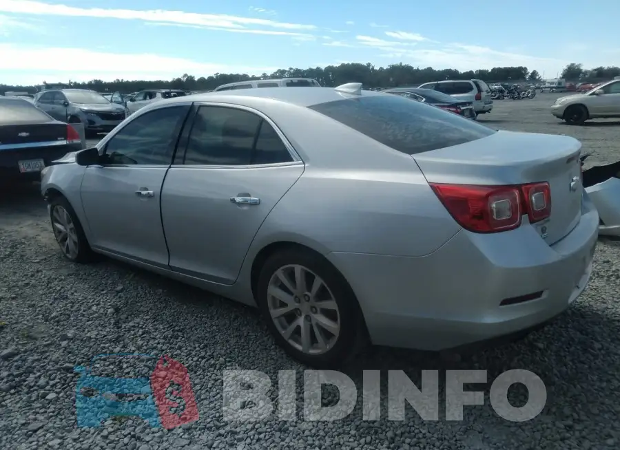 1G11F5SL3FF158175 Photo# 3