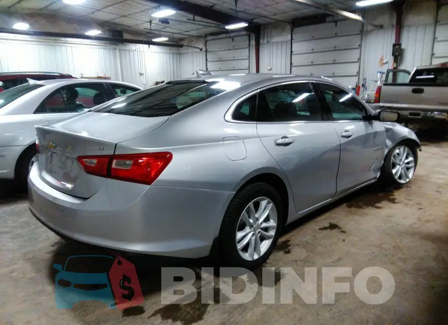 1G1ZD5ST3JF225522 Photo# 4