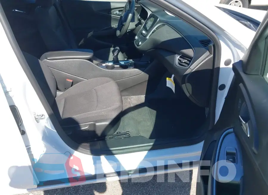 1G1ZD5ST4RF124792 Photo# 5