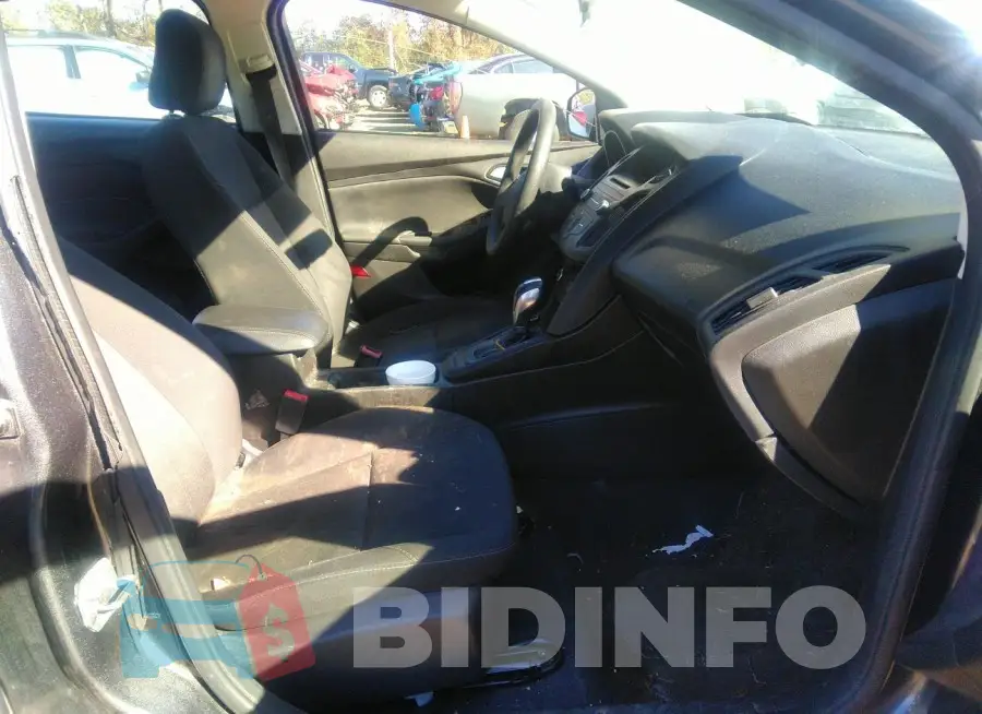 1FADP3F23GL367710 Photo# 5
