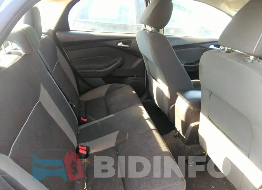 1FADP3F2XEL287883 Photo# 8