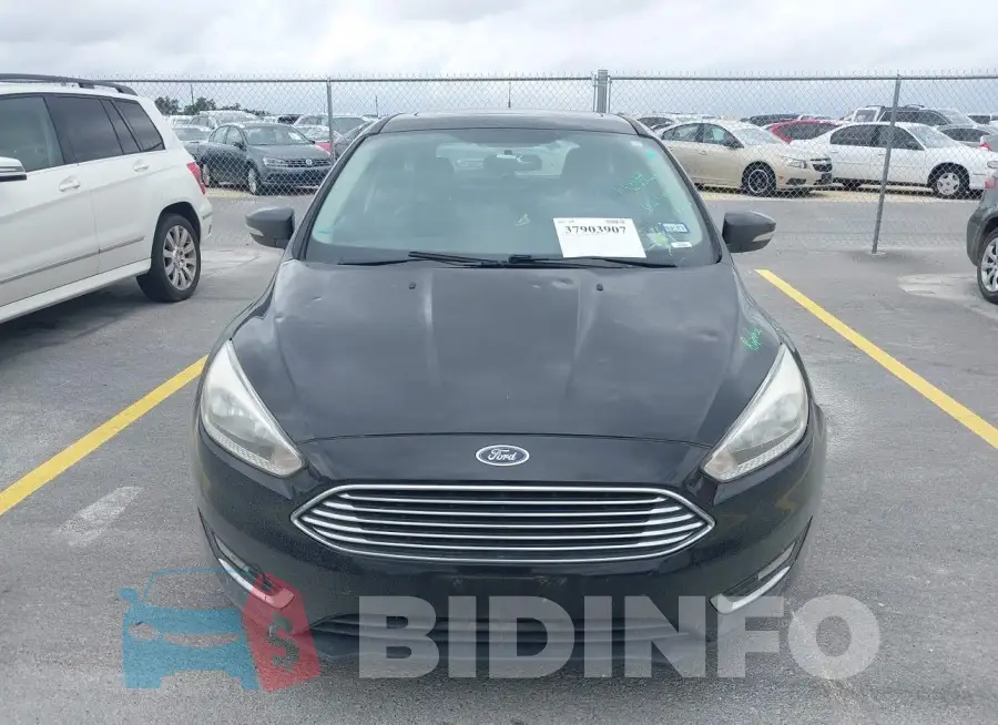 1FADP3N22GL301313 Photo# 6