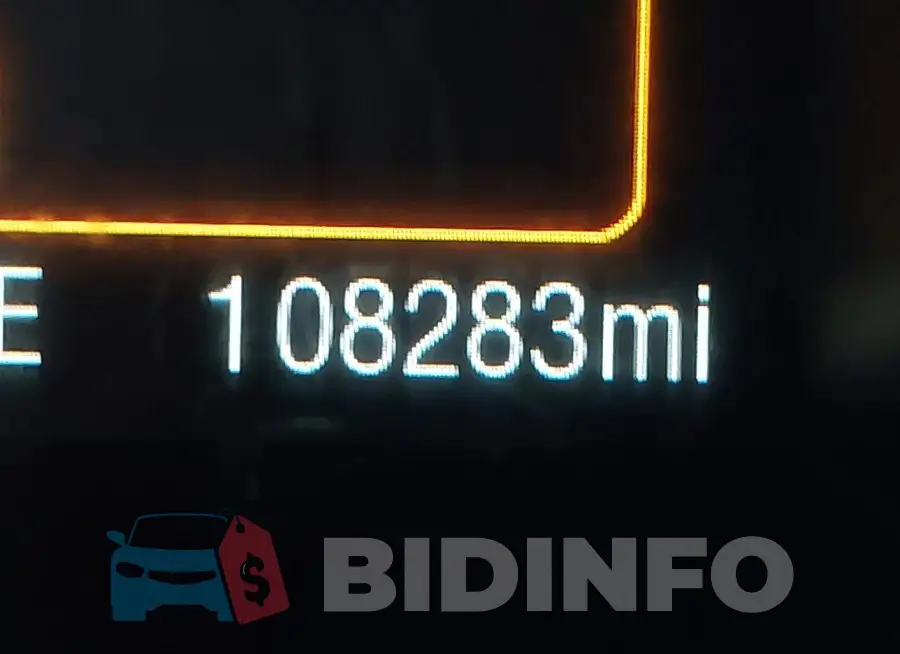 1FM5K8AT1JGB19087 Photo# 15