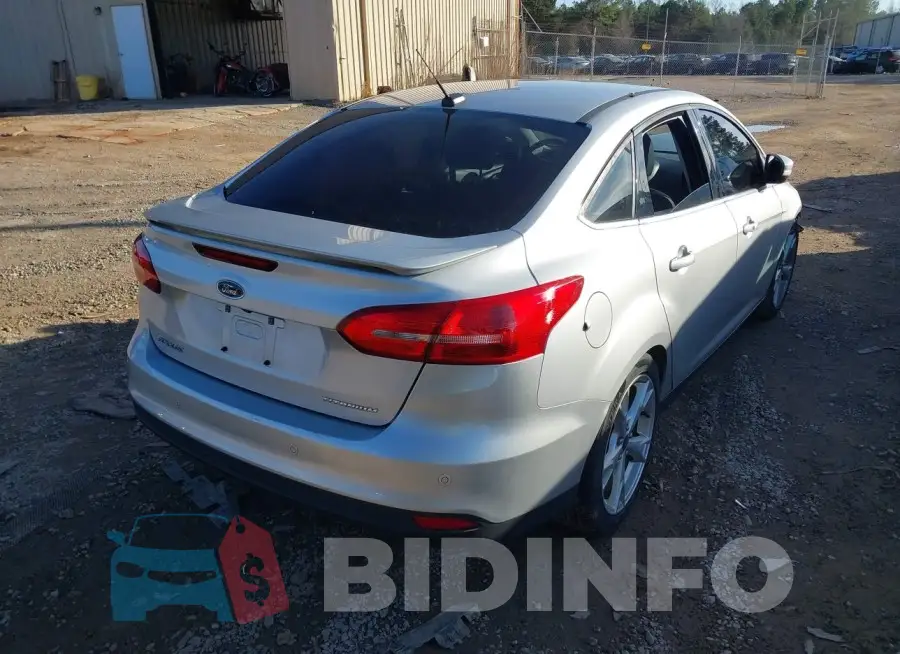 1FADP3J25FL360716 Photo# 4