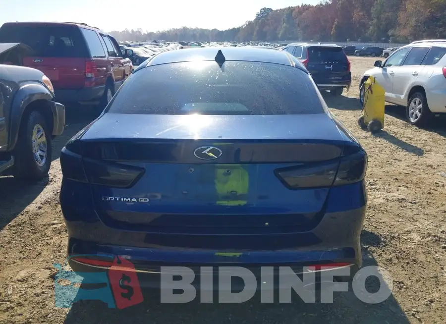 5XXGT4L30JG226607 Photo# 17