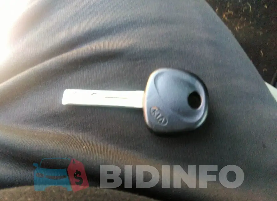 KNADM4A32H6061247 Photo# 11