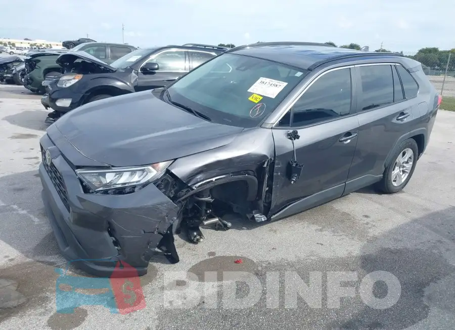 2T3W1RFV8MC164923 Photo# 2