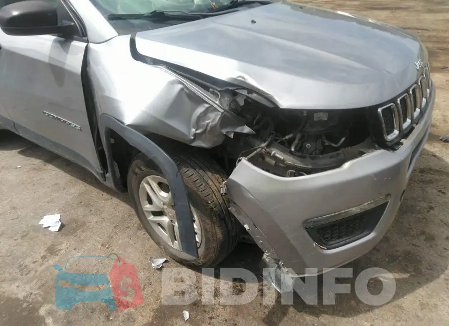 3C4NJDAB7JT366018 Photo# 6