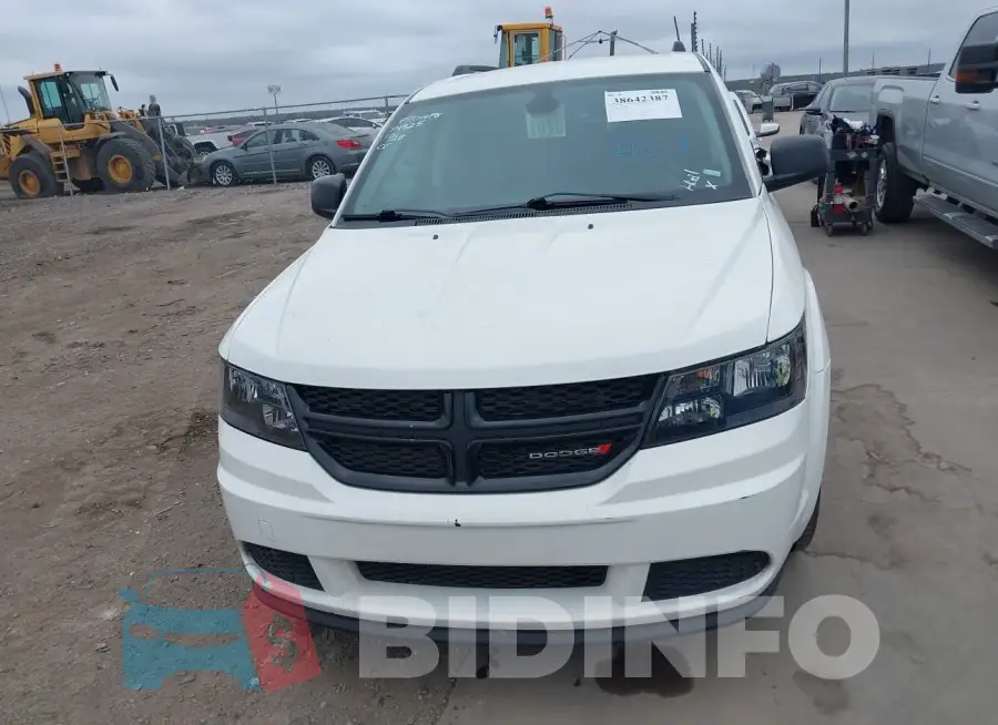 3C4PDCAB6LT273388 Photo# 6
