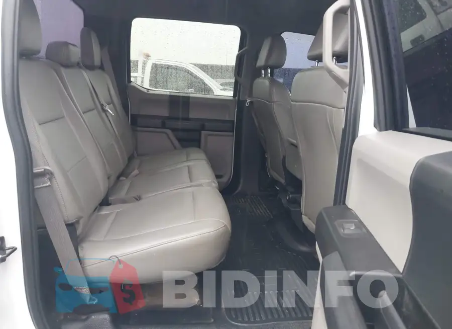 1FT7W2B62HEF24744 Photo# 8