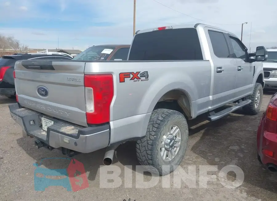 1FT7W2B63JEB18882 Photo# 4