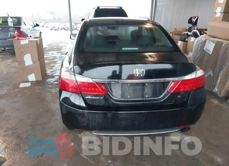 1HGCR2F86FA102841 Photo# 16