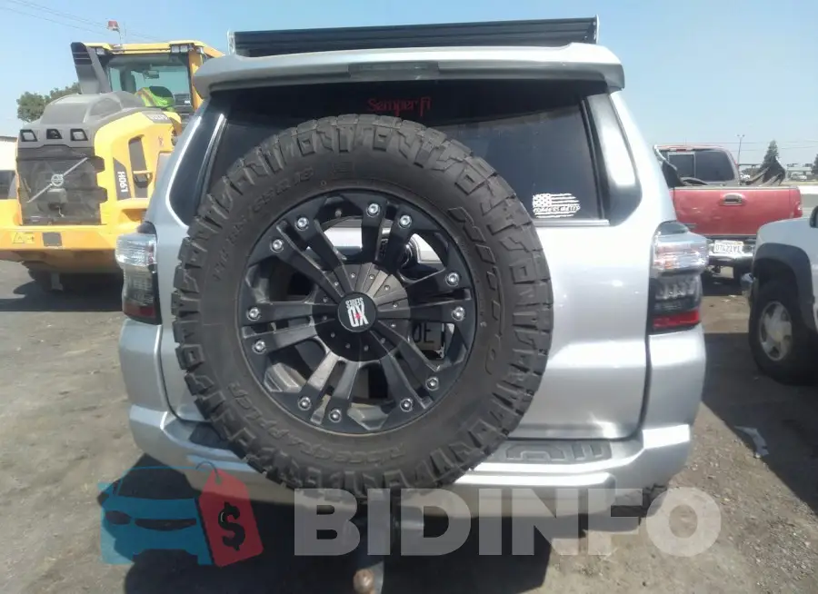 JTEBU5JR2J5576678 Photo# 16
