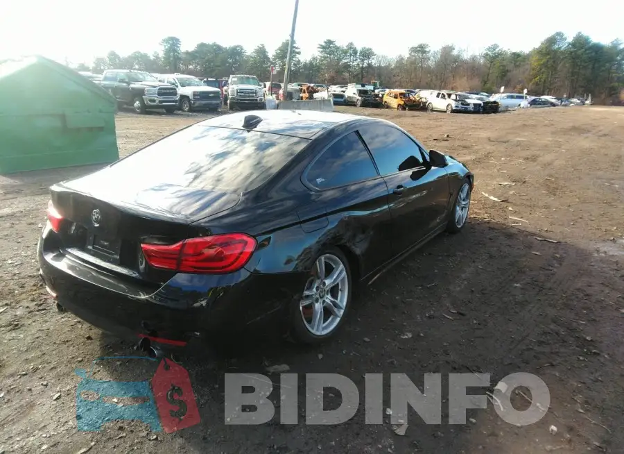 WBA4W9C54KAF94021 Photo# 4