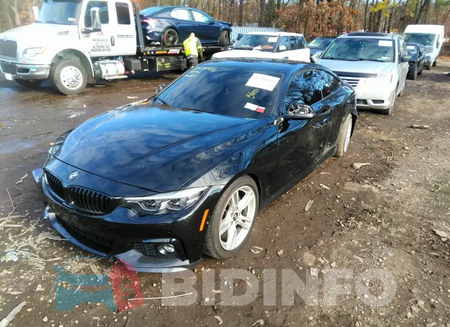 WBA4W9C54KAF94021 Photo# 2