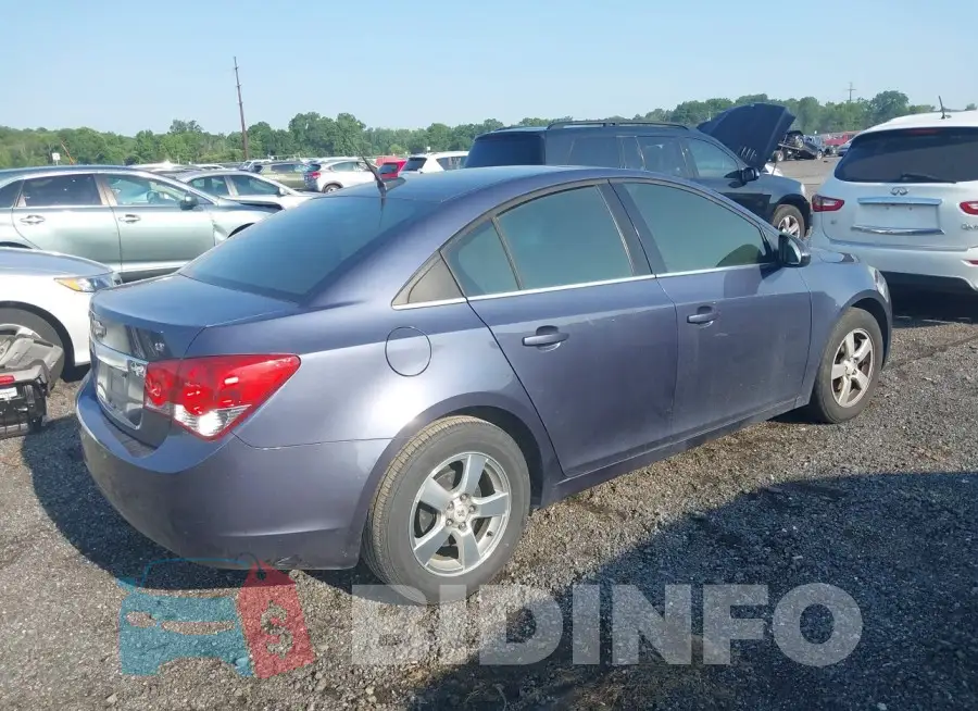 1G1PC5SB4E7163579 Photo# 4