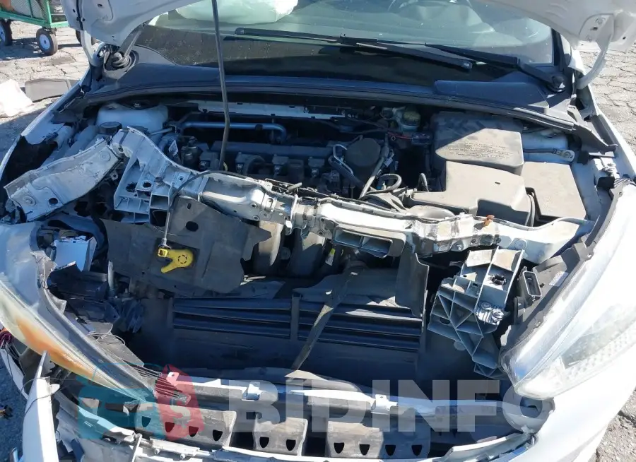 1FADP3E22GL275926 Photo# 10