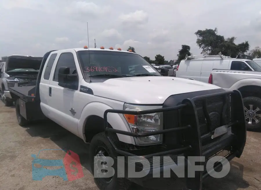 1FD8X3HT6FED45135 Photo# 1
