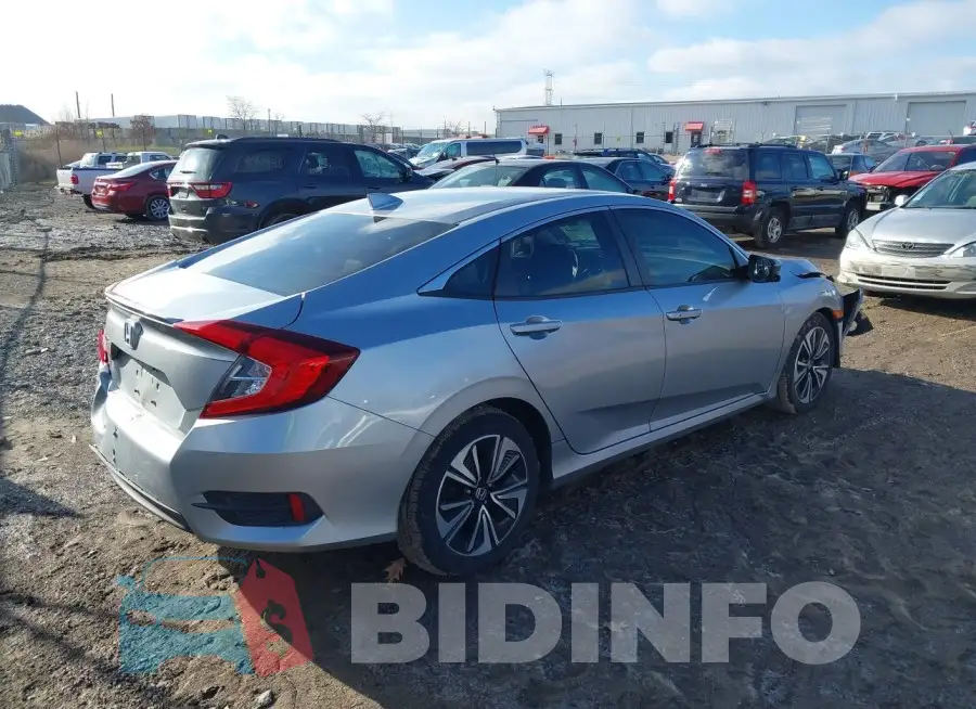 19XFC1F76HE004780 Photo# 4