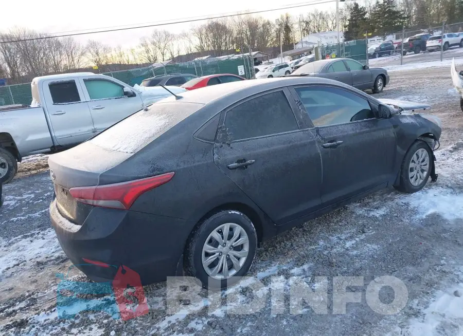 3KPC24A68NE166749 Photo# 4
