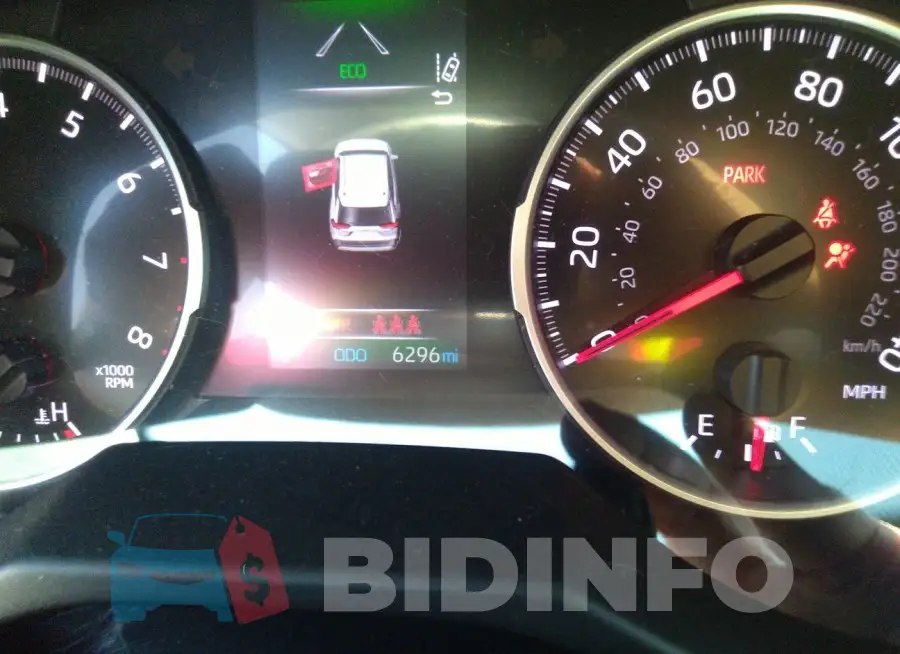 2T3F1RFV6KC002074 Photo# 15