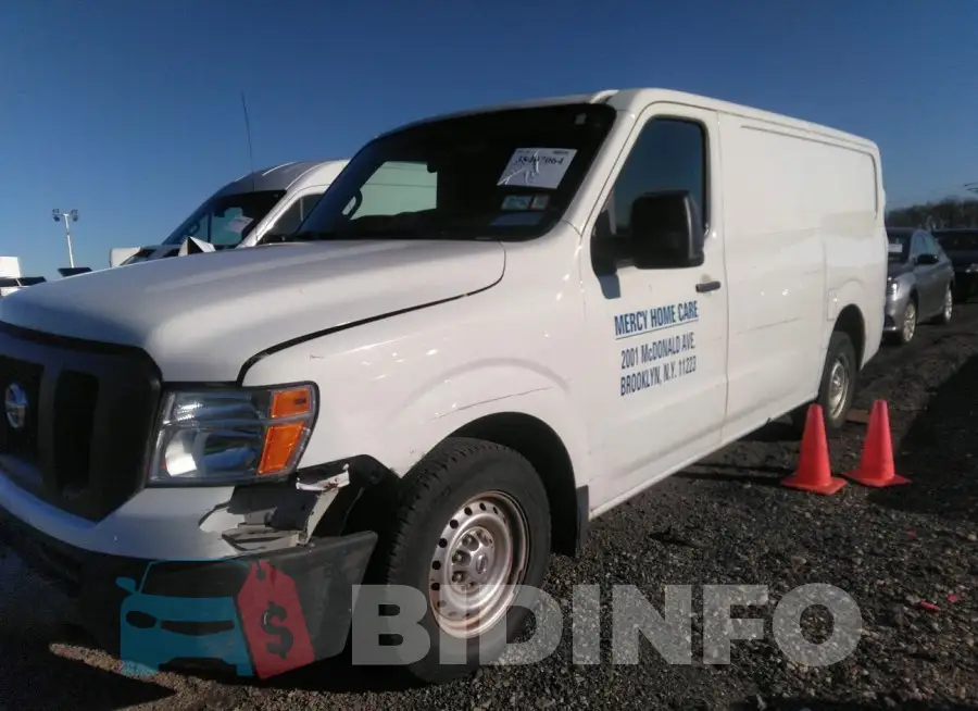 1N6BF0KM6FN804528 Photo# 2