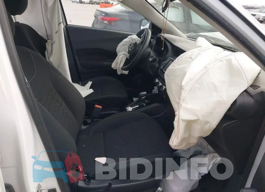 3N1CP5BVXML480185 Photo# 5