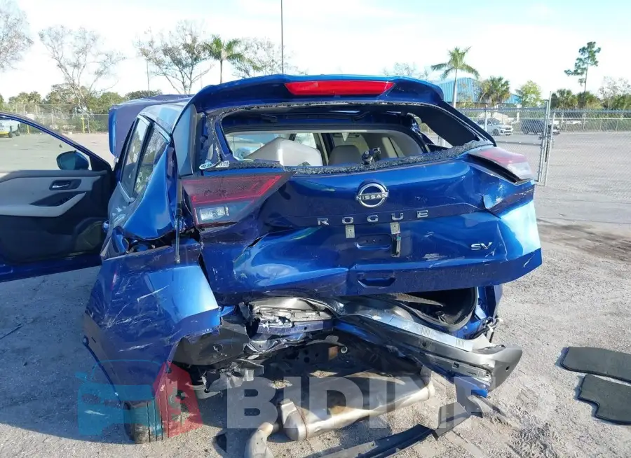 5N1BT3BA9PC753084 Photo# 6