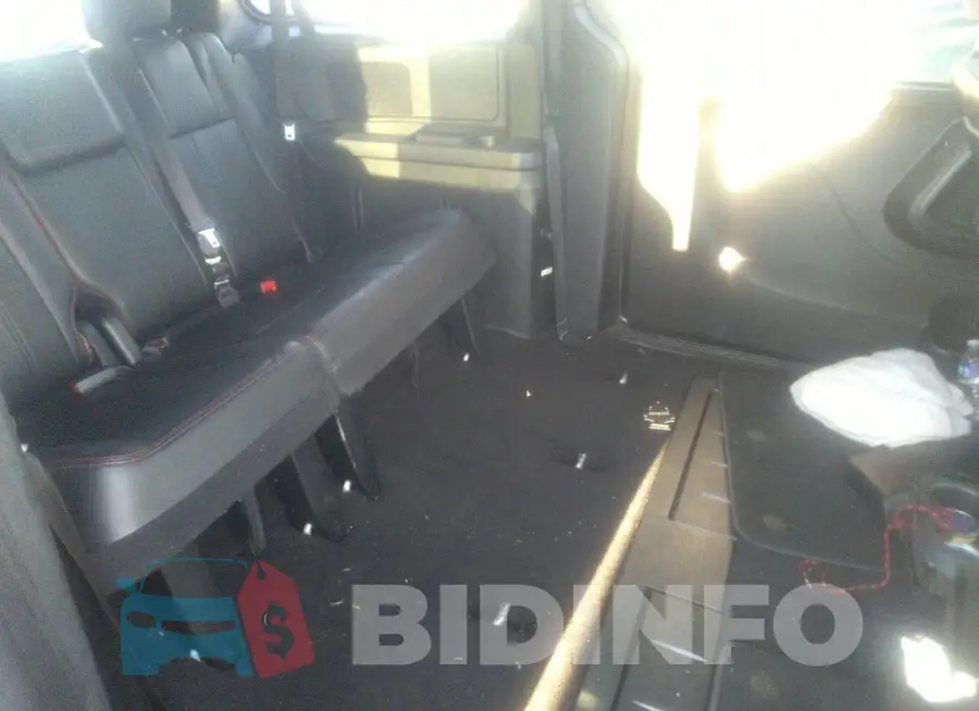 2C4RDGEG9KR691743 Photo# 8
