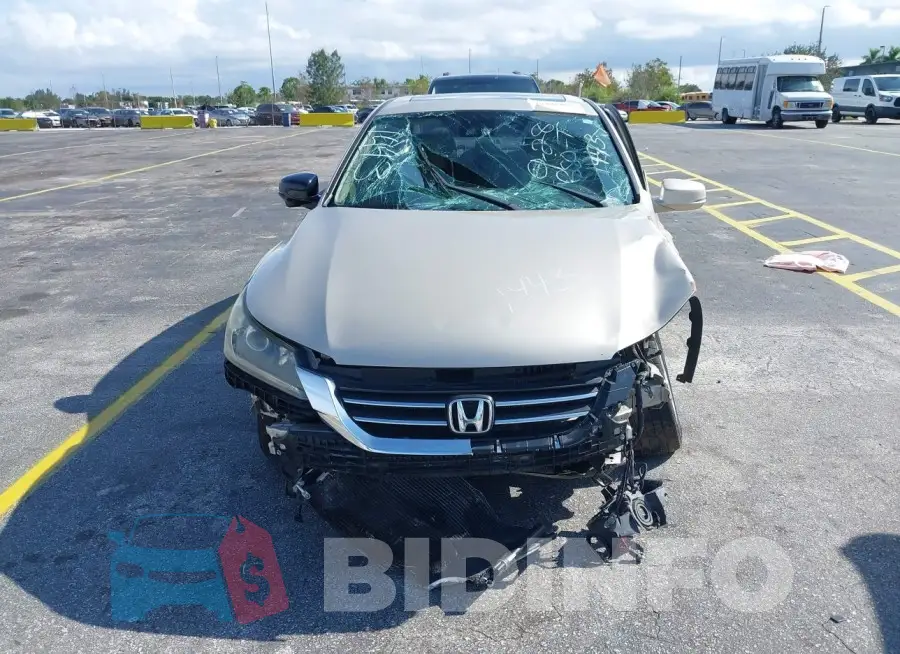 1HGCR2F87FA061443 Photo# 12