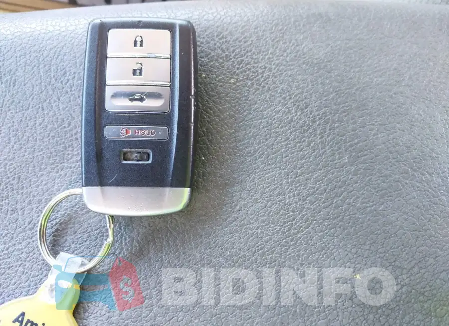 19UUB1F55FA015277 Photo# 11