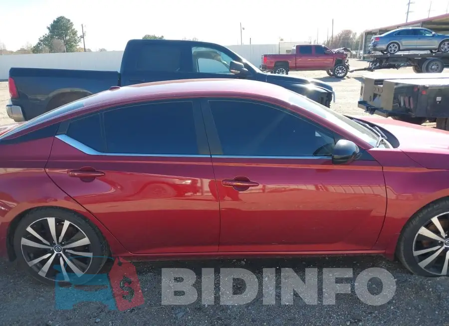 1N4BL4CV5LN319440 Photo# 13