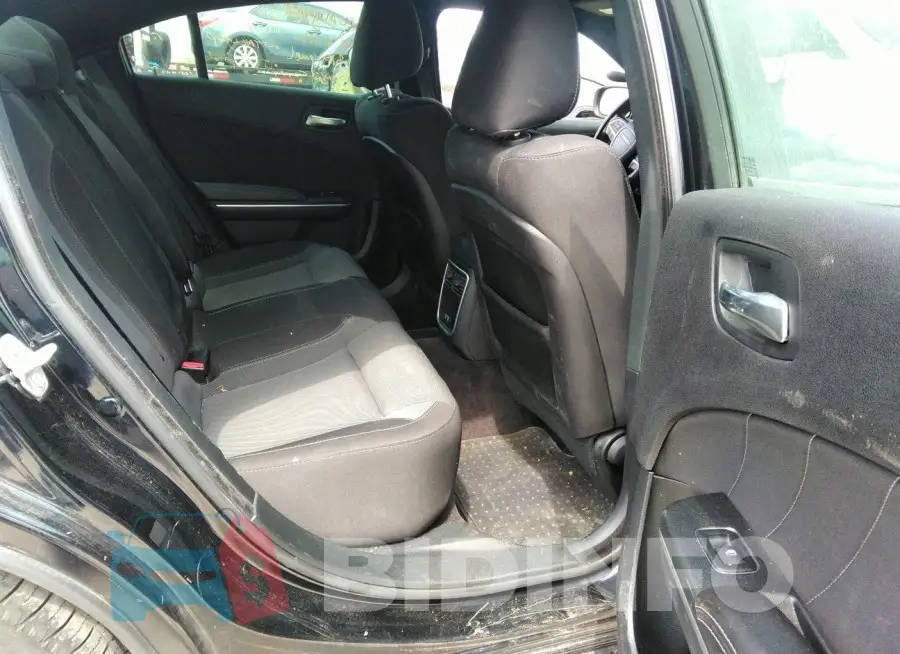 2C3CDXHGXJH166474 Photo# 8