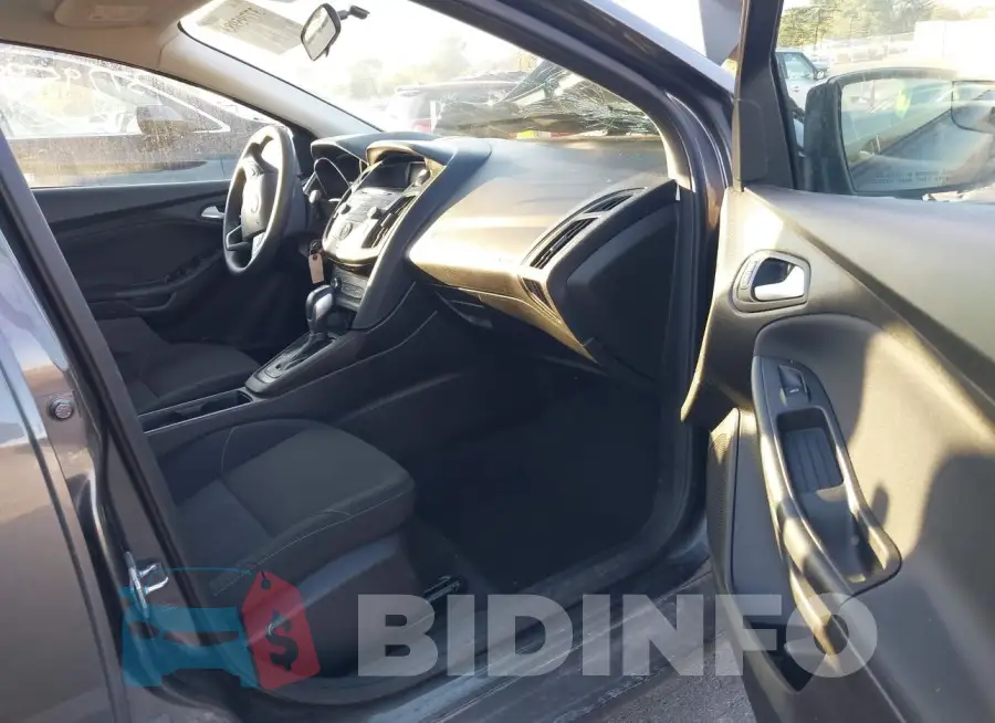 1FADP3F23GL226961 Photo# 5