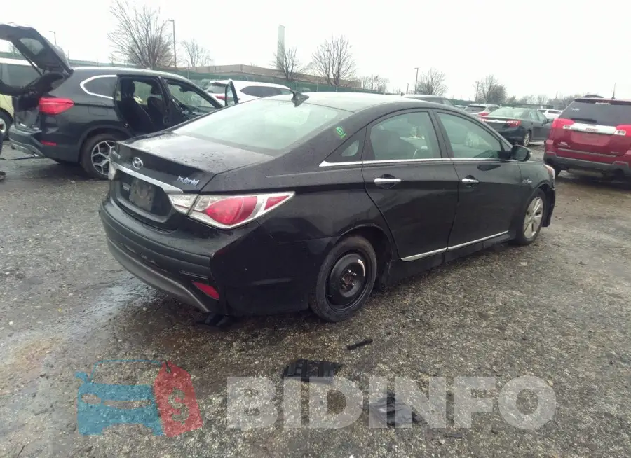 KMHEC4A43EA115257 Photo# 4