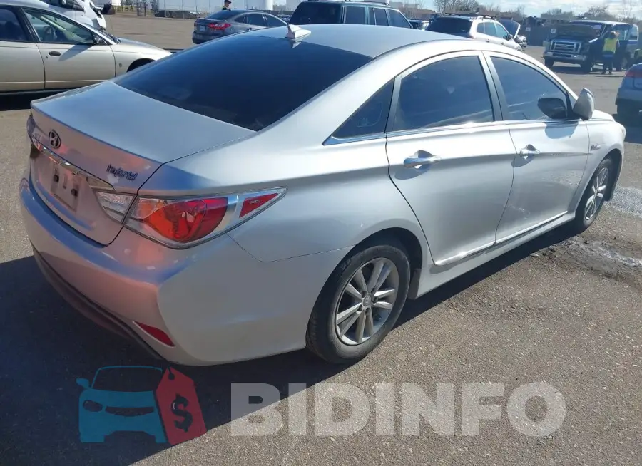 KMHEC4A43FA128494 Photo# 4