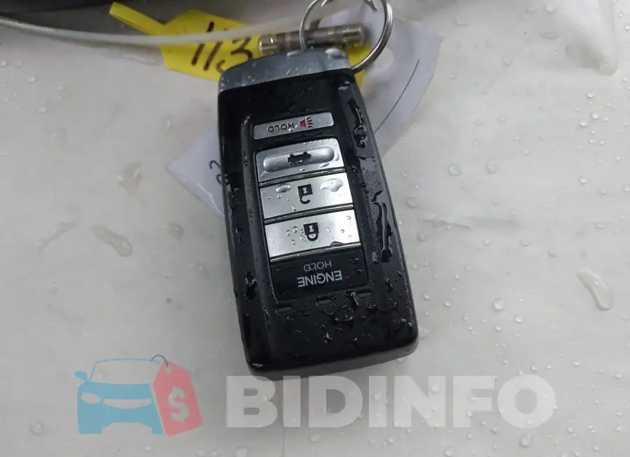 19UUB2F72JA002308 Photo# 11