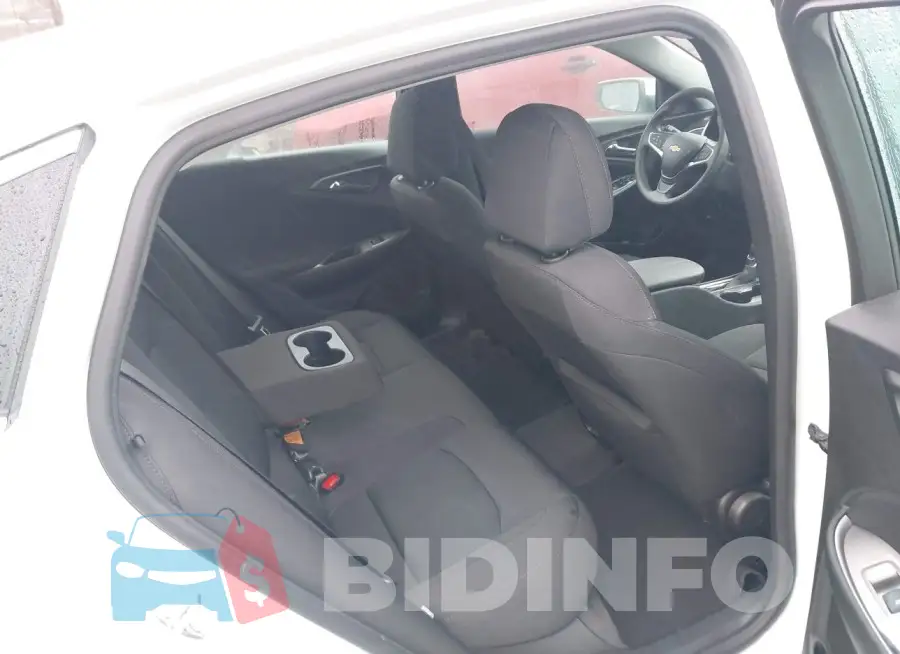 1G1ZD5ST4RF110584 Photo# 8