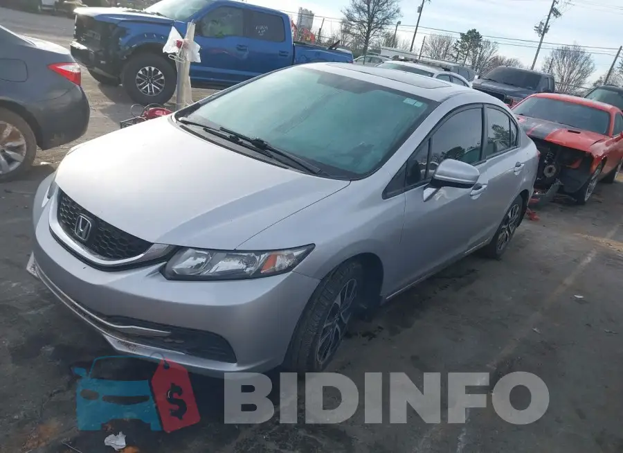 19XFB2F87FE003720 Photo# 2