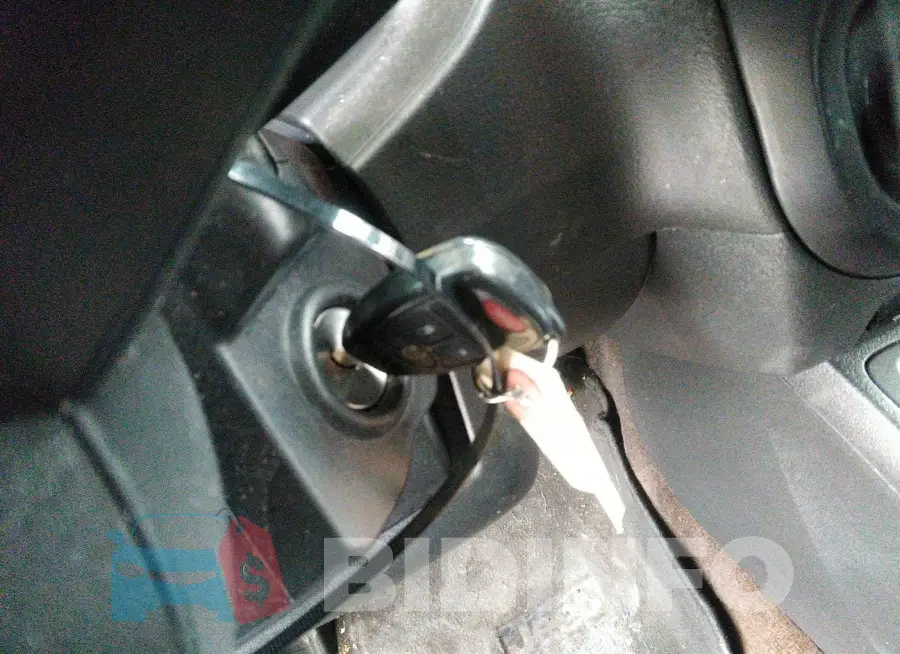 1C4NJRFBXFD291088 Photo# 11