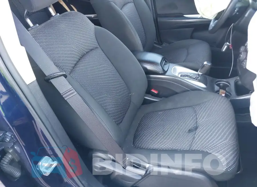 3C4PDCAB9LT180607 Photo# 5