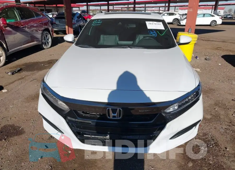 1HGCV2F37KA028422 Photo# 13