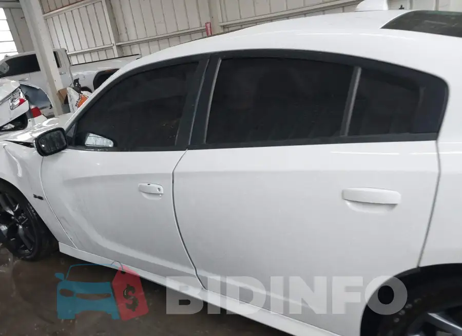 2C3CDXCT2PH524972 Photo# 14