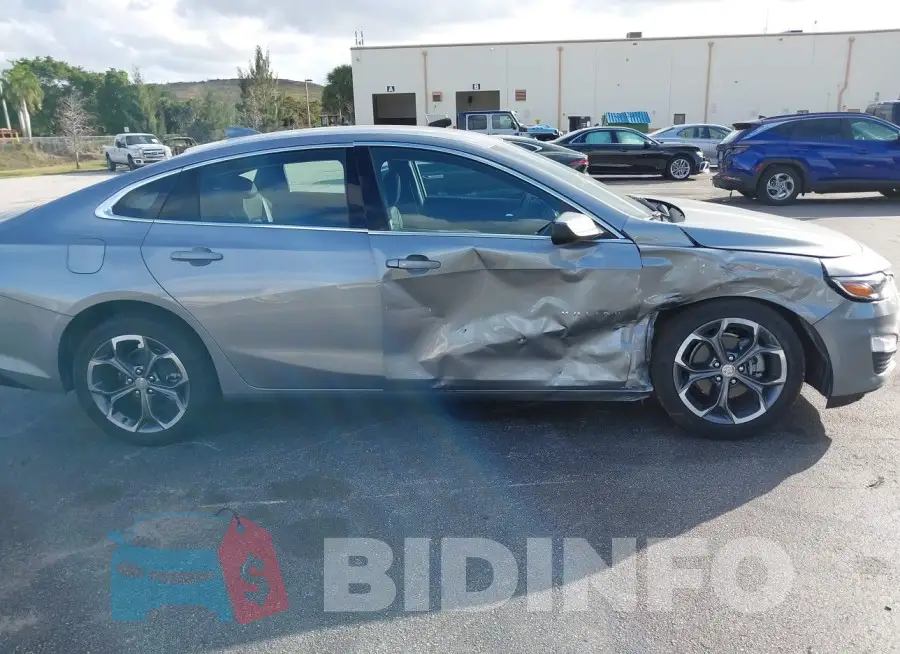 1G1ZD5ST4RF135761 Photo# 6
