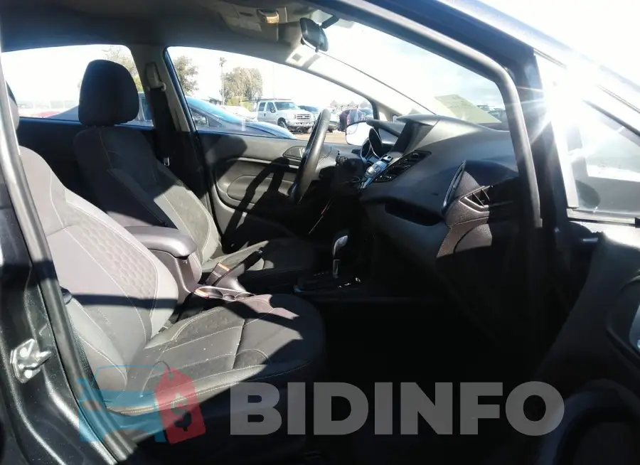 3FADP4BJ3FM139545 Photo# 5
