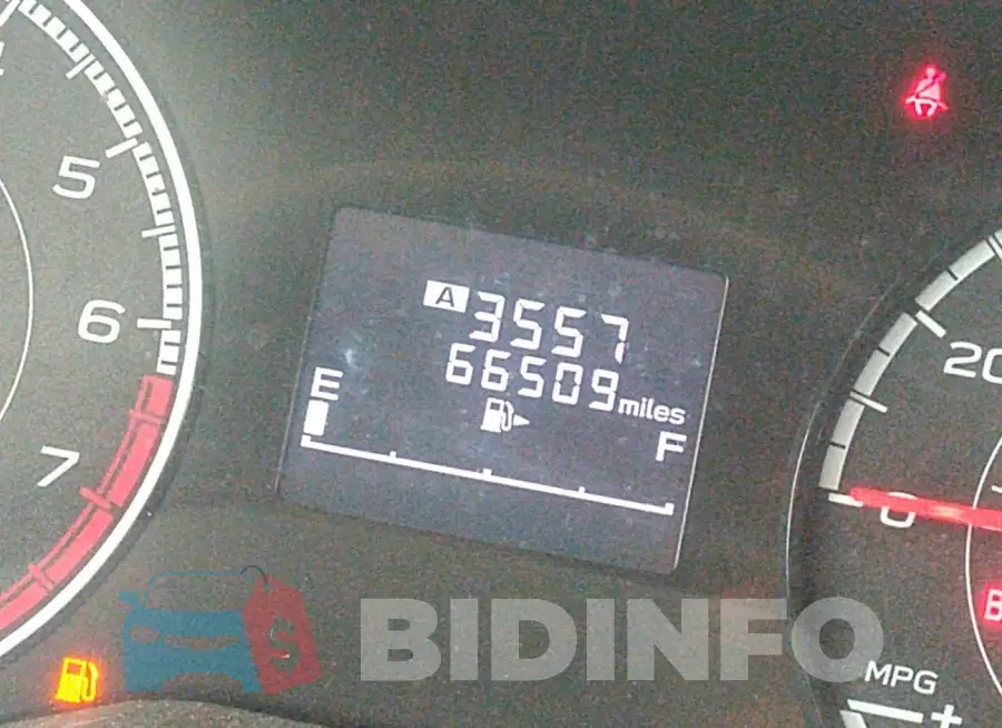 4S3GKAA67K1610105 Photo# 15