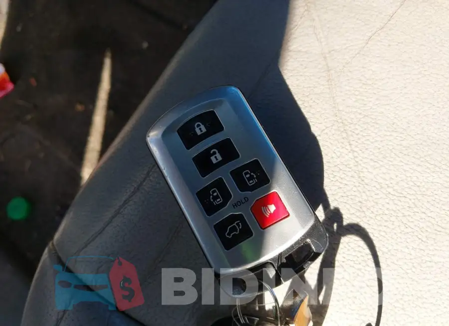 5TDYZ3DC2JS913193 Photo# 11