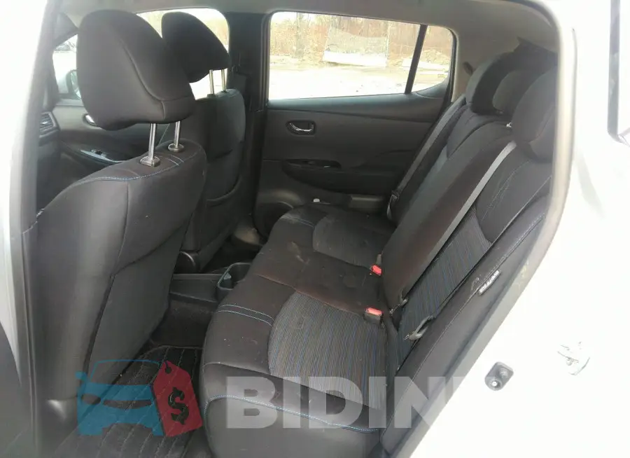 1N4CZ1CV6PC561155 Photo# 7