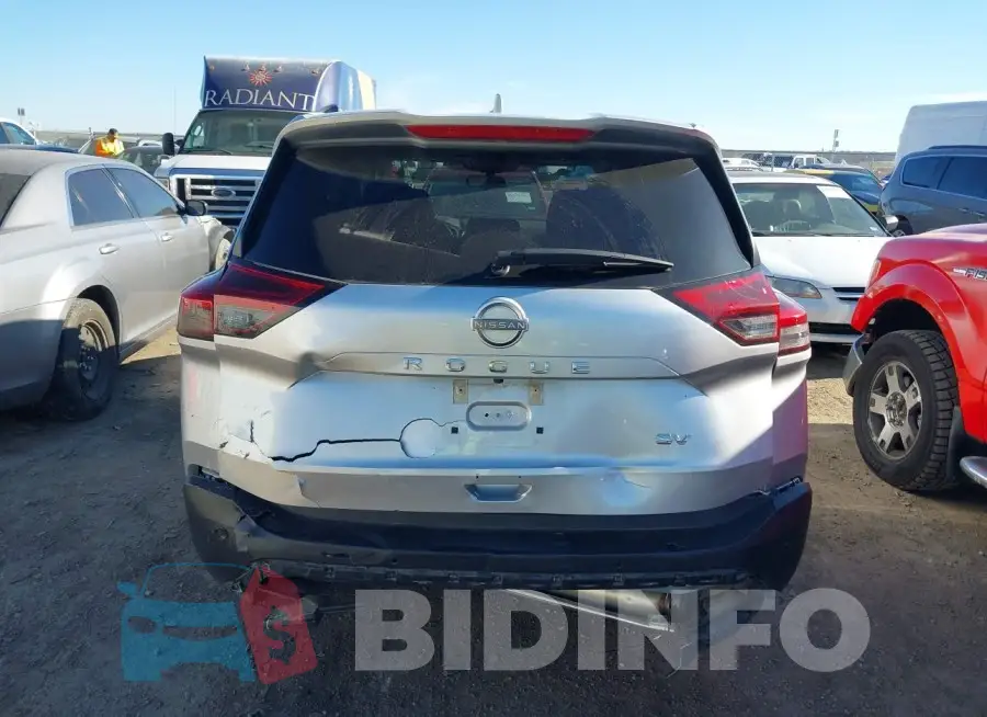 5N1BT3BA9PC796713 Photo# 6